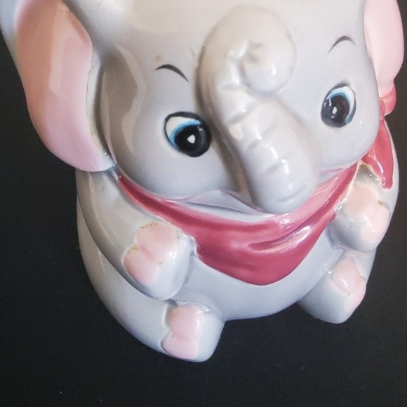 Vintage Nevco Grey Elephant Salt and Pepper Shaker - Picture 5 of 5